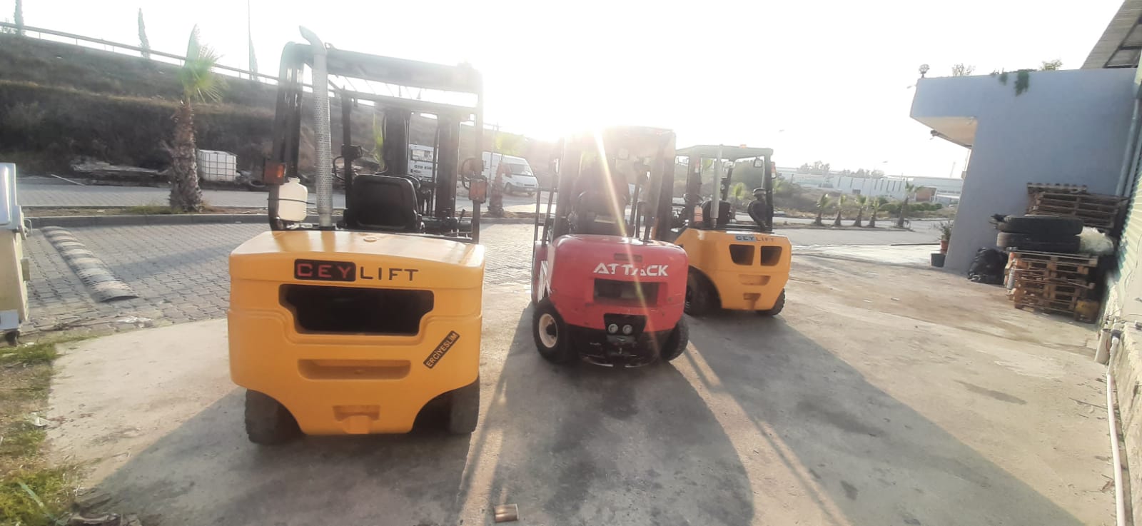 Dilek Forklift Kiralama